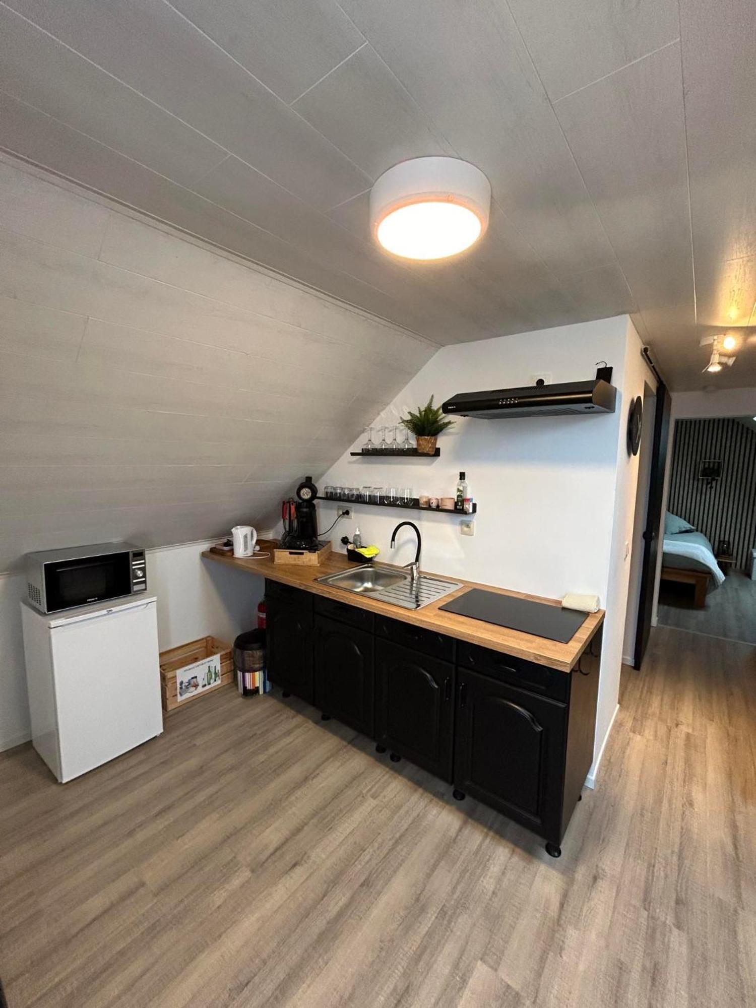 Ferienwohnung Chez Dimi Et Mary Marche-en-Famenne Exterior foto
